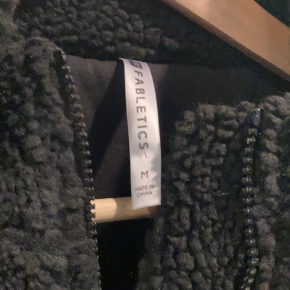 Fabletics Vest - Picture 2 of 3